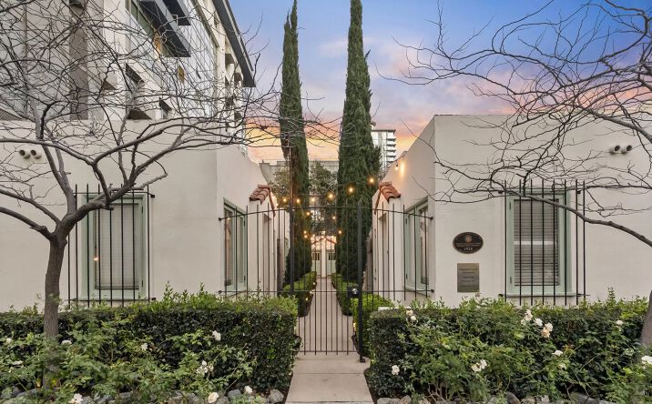 Pictures of Multifamily property located at 1525-1537 Union Street, San Diego, CA 92101 for sales - image #1