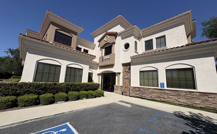 Pictures of Office property located at 175 East Wilbur Road, Thousand Oaks, CA 91360 for sales - image #1