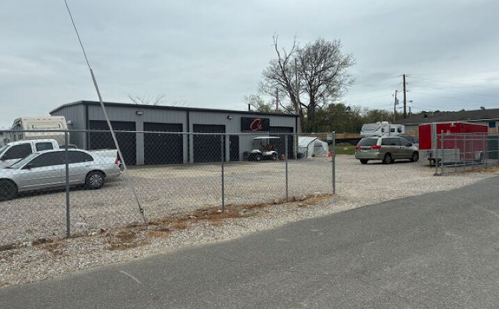 Pictures of Industrial property located at 110 Stonewall St, Hot Springs, AR 71913 for sales - image #1