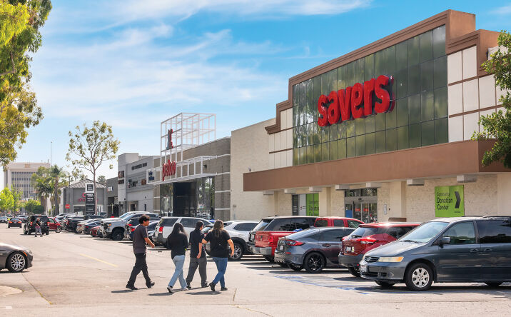 Pictures of Retail property located at 5227 Lakewood Blvd, Lakewood, CA 90712 for sales - image #1
