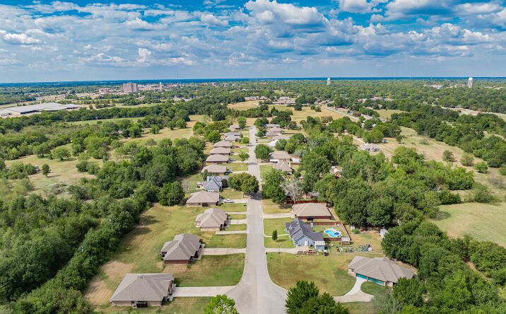 Pictures of Multifamily property located at 26 Duplex Portfolio, Commerce, TX 75428 for sales - image #1
