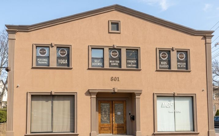 Pictures of Office, Retail property located at 801 Palisade Ave, Fort Lee, NJ 07024 for sales - image #1