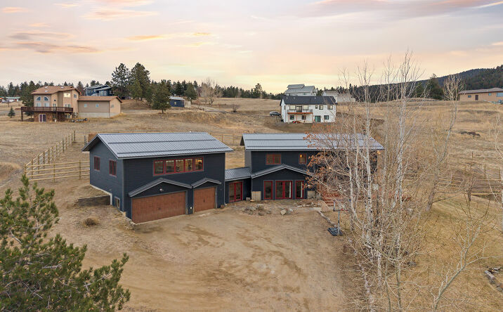 Pictures of Multifamily property located at 16 Grassy Mountain Road, Clancy, MT 59634 for sales - image #1