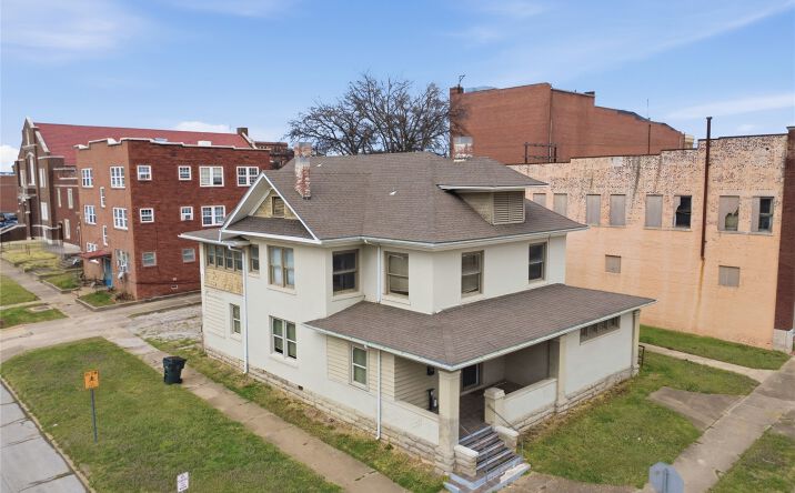 Pictures of Office property located at 220 S Morton Avenue, Okmulgee, OK 74447 for sales - image #1