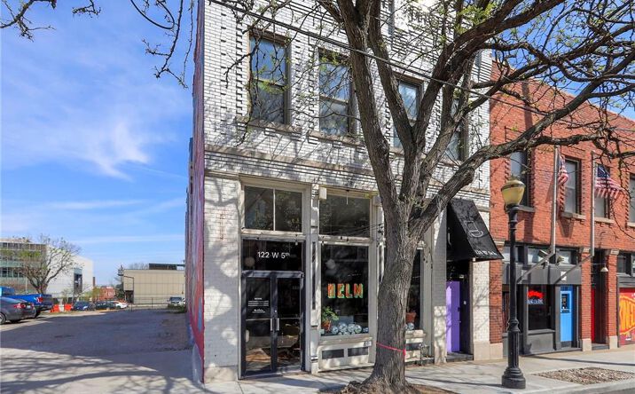 Pictures of Retail property located at 120-122 W 5th Street, Kansas City, MO 64105 for sales - image #1