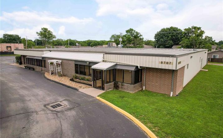Pictures of Retail, Special Purpose property located at 8787 Eastern Avenue, Kansas City, MO 64138 for sales - image #1