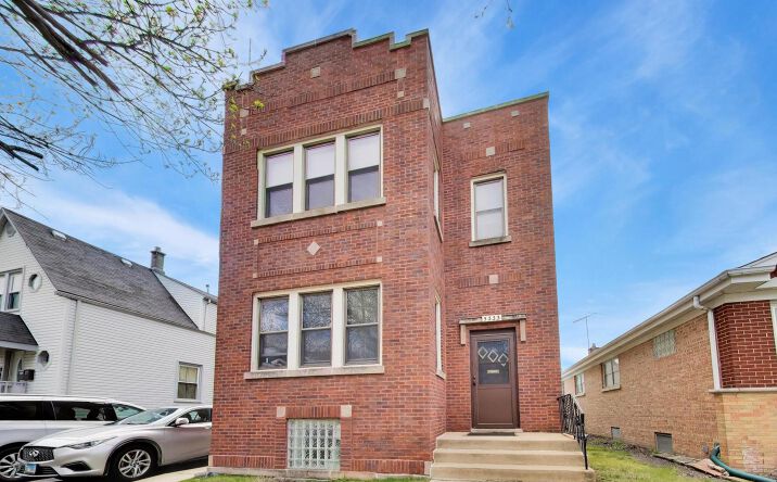 Pictures of Multifamily property located at 5333 W Foster Avenue, Chicago, IL 60630 for sales - image #1