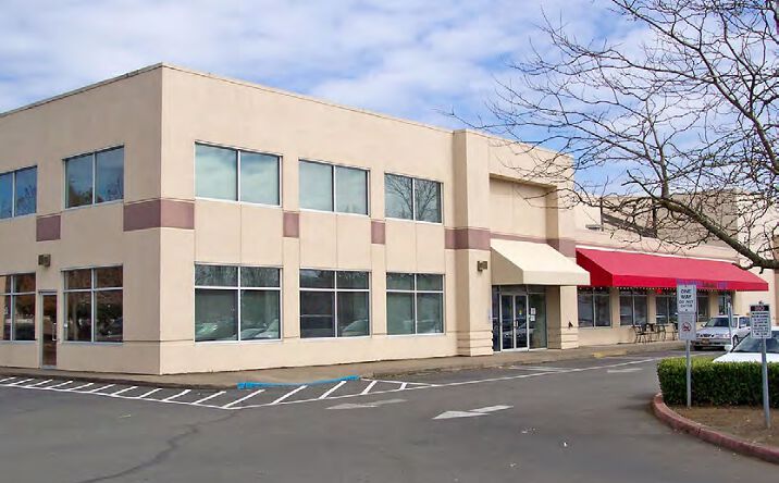 Pictures of Office property located at 2850 Broadway Street NE, Salem, OR 97303 for sales - image #1