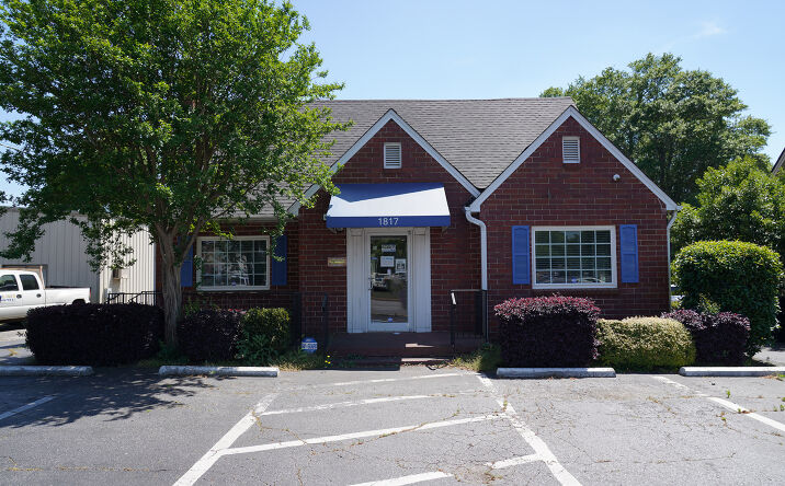 Pictures of Office property located at 1817 North Boulevard, Anderson, SC 29621 for sales - image #1