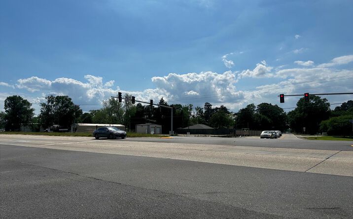 Pictures of Land property located at 32817 Hwy 16, Denham Springs, LA 70706 for sales - image #1