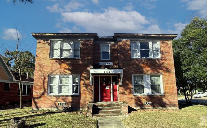 Pictures of Multifamily, Land property located at 2502 White Oak Dr, Houston, TX 77009 for sales - image #1