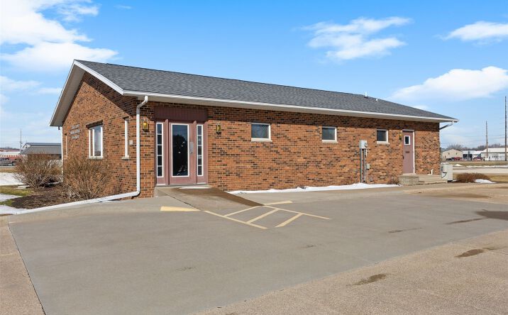 Pictures of Retail, Office, Mixed Use property located at 101 E 10th St, Monticello, IA 52310 for sales - image #1