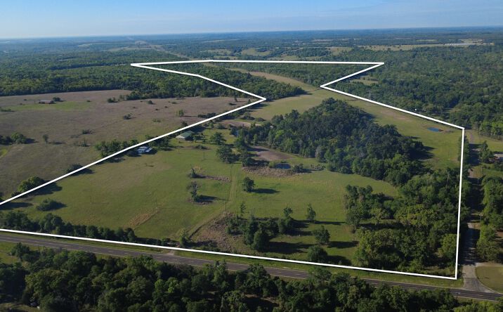 Pictures of Land property located at 7663 Texas 7, Jewett, TX 75846 for sales - image #1