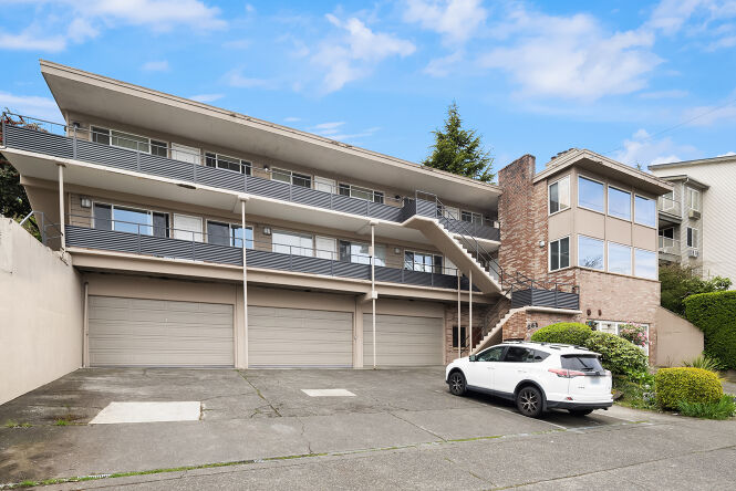 Pictures of Multifamily property located at 855 W Nickerson St, Seattle, WA 98119 for sales - image #1