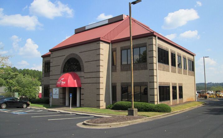 Pictures of Office, Retail property located at 1560 Holcomb Bridge Rd, Roswell, GA 30076 for sales - image #1