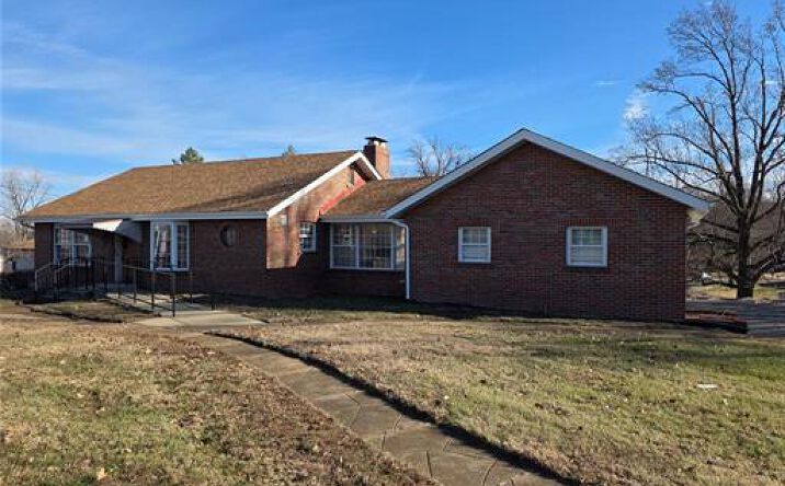 4448 Telegraph Road, St. Louis