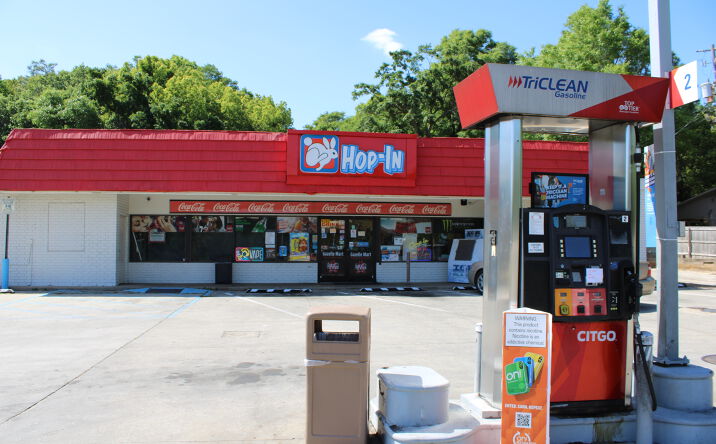 Pictures of Retail property located at 4362 Government Blvd, Mobile, AL 36693 for sales - image #1