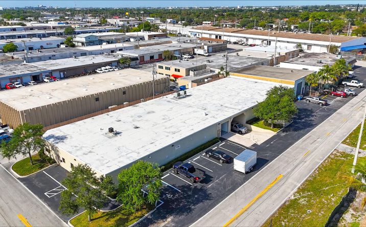 Pictures of Industrial property located at 2881 NE 7th Ave, Pompano Beach, FL 33064 for sales - image #1