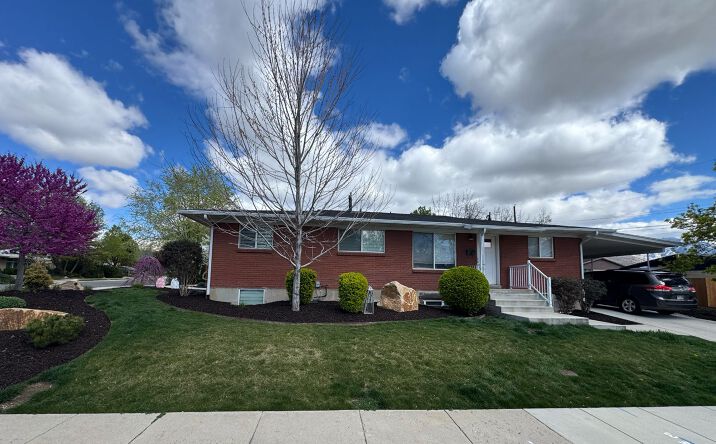 Pictures of Multifamily property located at 4025 South 1925 East, Holladay, UT 84124 for sales - image #1