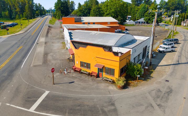 Pictures of Retail property located at 102 Everson Rd, Everson, WA 98247 for sales - image #1