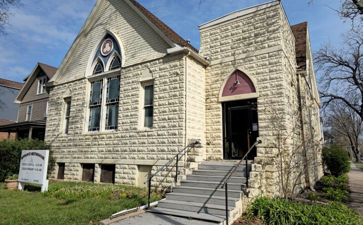 Pictures of Mixed Use, Office, Special Purpose property located at 1000 Fremont St, Manhattan, KS 66502 for sales - image #1