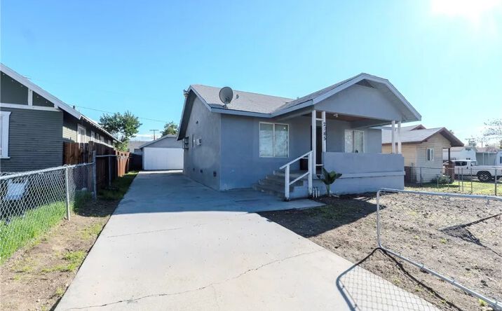 Pictures of Multifamily property located at 2165 Sepulveda, San Bernardino, CA 92404 for sales - image #1