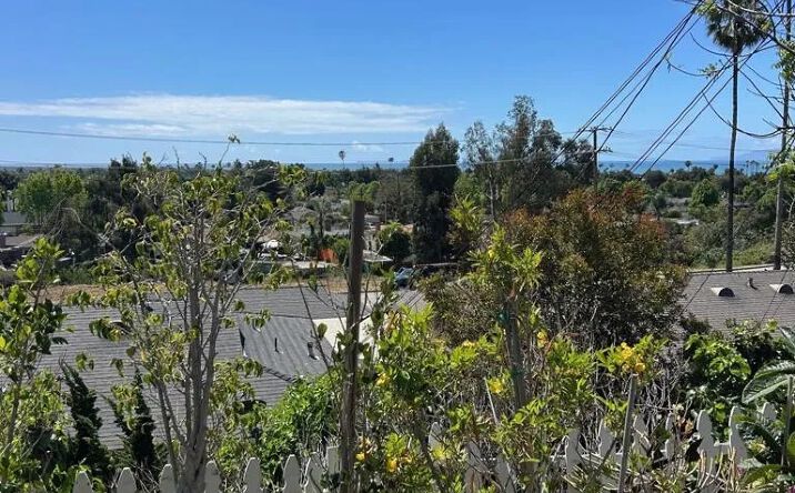 Pictures of Multifamily property located at 2484 Fernwood Drive, Ventura, CA 93001 for sales - image #1