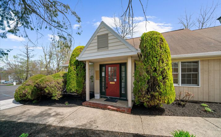 Pictures of Office property located at 140 E Butler Ave, Chalfont, PA 18914 for sales - image #1