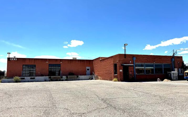 Pictures of Industrial property located at 960 E 17th St, Tucson, AZ 85719 for sales - image #1