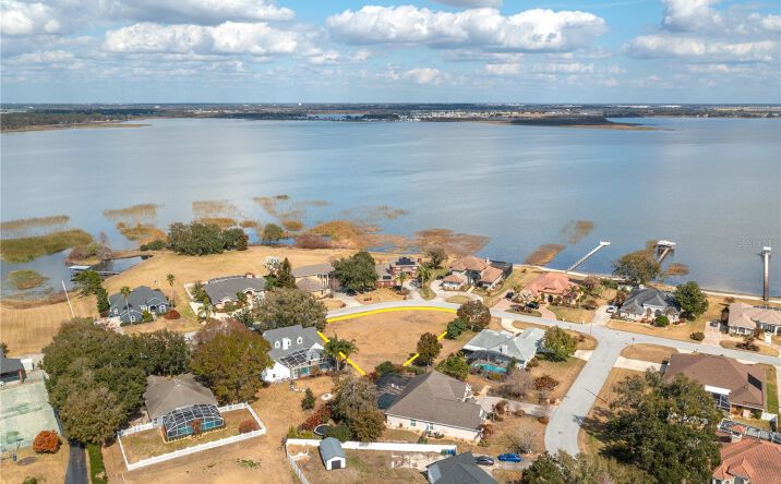 Pictures of Land property located at 332 Hamilton Shore Drive, Horizon West, FL 33883 for sales - image #1