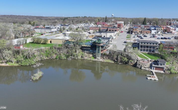 Pictures of Office, Retail property located at 115 & 119 Main Street, Iowa Falls, IA 50126 for sales - image #1