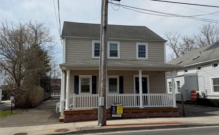 Pictures of Mixed Use, Office property located at 211 Roanoke Avenue, Riverhead, NY 11901 for sales - image #1