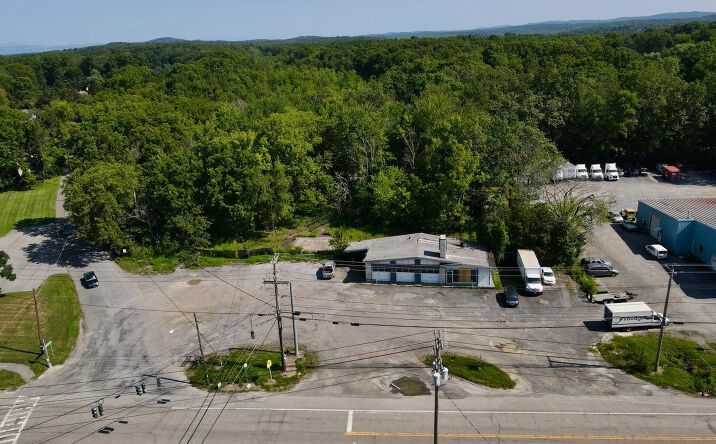 Pictures of Retail property located at 274 Route 17K, Newburgh (Town), NY 12550 for sales - image #1