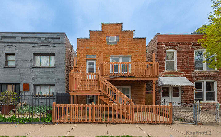 Pictures of Multifamily property located at 2642 W Superior Street, Chicago, IL 60612 for sales - image #1