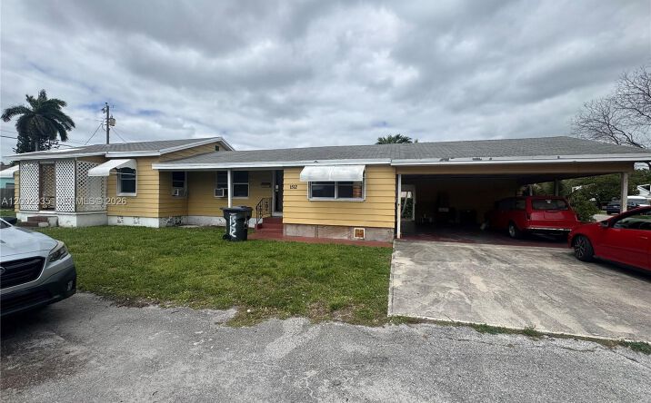 Pictures of Multifamily property located at 1512 N 23rd Ave, Hollywood, FL 33020 for sales - image #1