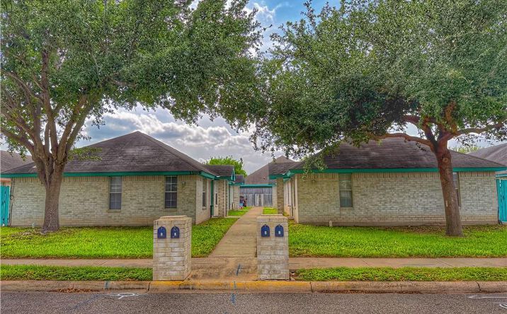 1105 S Lexington Circle, Edinburg