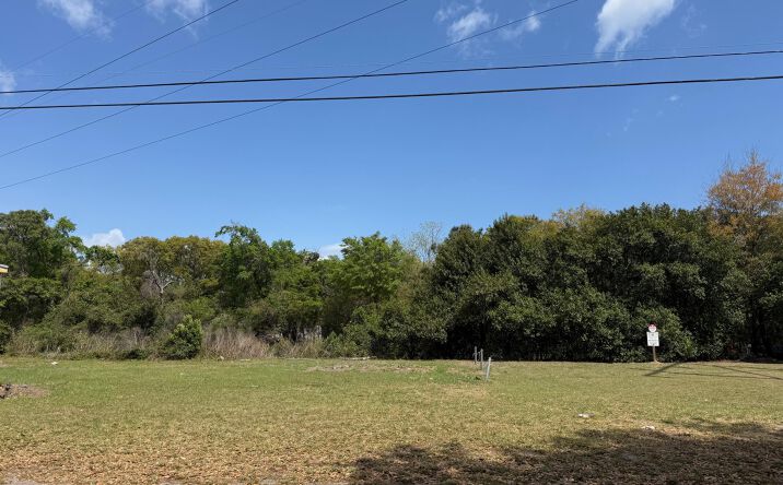 Pictures of Multifamily property located at 5708 Dakota Street, North Charleston, SC 29406 for sales - image #1