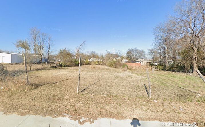 Pictures of Land property located at 2635 E Apache Street, Tulsa, OK 74110 for sales - image #1