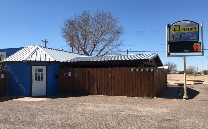 608 E Broadway St, Andrews