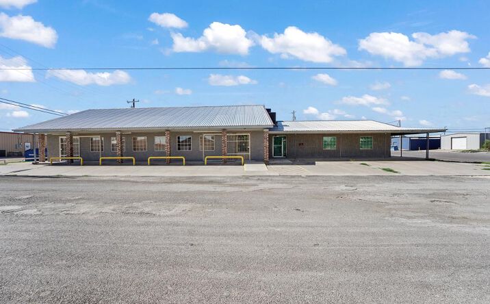 Pictures of Retail property located at 1012 N Butz, Fort Stockton, TX 79735 for sales - image #1