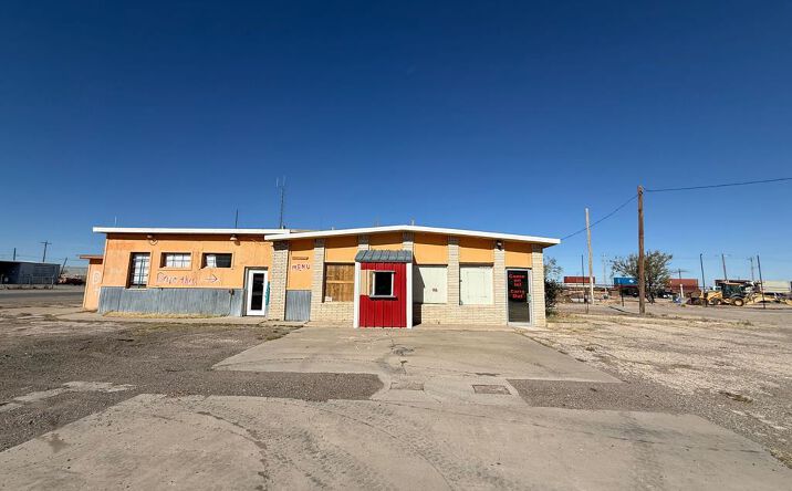 Pictures of Retail property located at 1933 NW I-20, Toyah, TX 79785 for sales - image #1