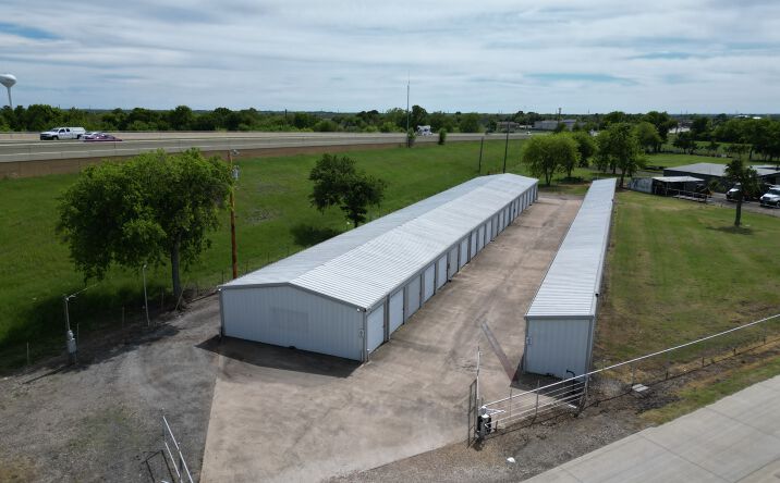 Pictures of Special Purpose property located at 208 Moore Lane, Lavon, TX 75166 for sales - image #1