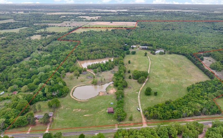 Pictures of Land property located at 10860 Farm Road 197, Arthur City, TX 75411 for sales - image #1