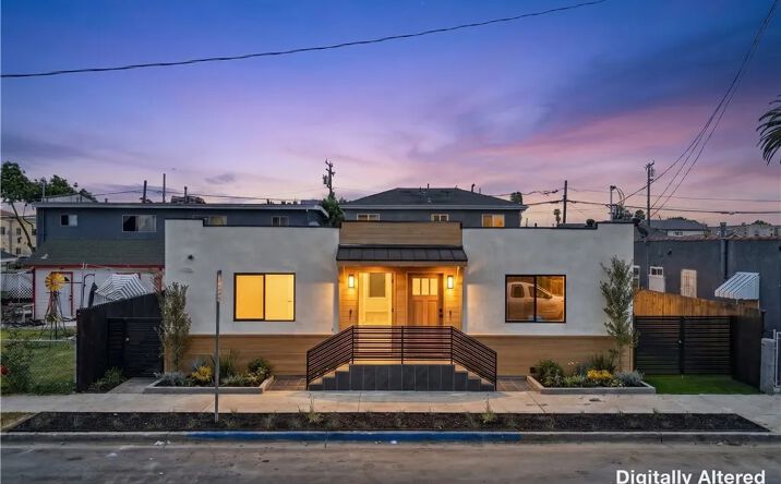 Pictures of Multifamily property located at 846 N Washington, Long Beach, CA 90813 for sales - image #1