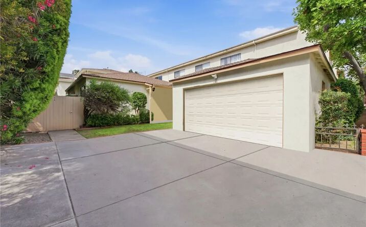 Pictures of Multifamily property located at 1547 S Westgate, Los Angeles, CA 90025 for sales - image #1