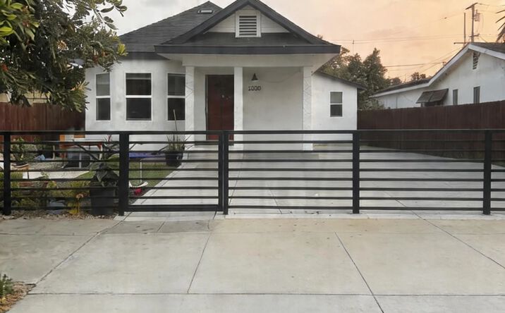 Pictures of Multifamily property located at 3050 K, San Diego, CA 92102 for sales - image #1