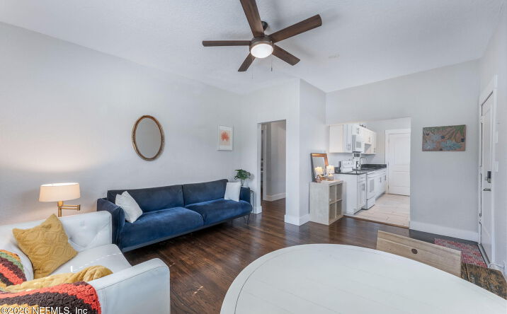 Pictures of Multifamily property located at 909 CEDAR Street, Jacksonville, FL 32207 for sales - image #1