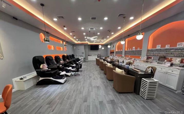 Pictures of Business for Sale property located at 45 Northern Boulevard, North Hempstead, NY 11021 for sales - image #1