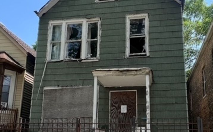 Pictures of Multifamily property located at 8207 S South Shore Drive, Chicago, IL 60617 for sales - image #1
