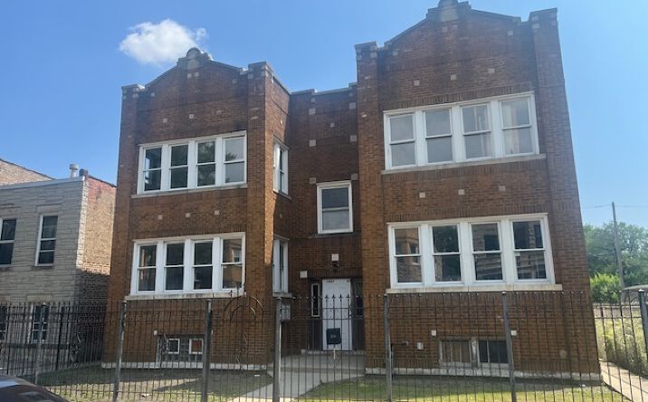 Pictures of Multifamily property located at 1005 N Springfield Avenue, Chicago, IL 60651 for sales - image #1